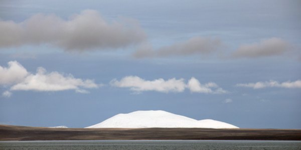 Nordaustlandet nett det hvite fjellet